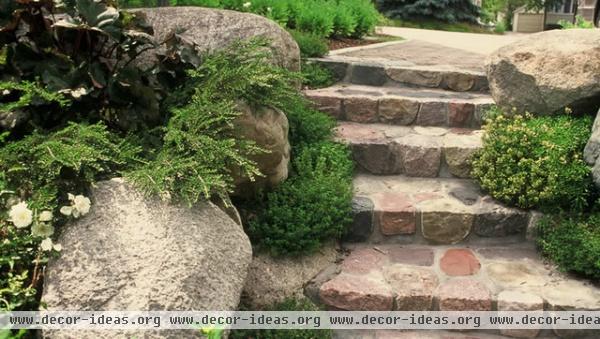 traditional landscape by Clinton & Associates Landscape Architects