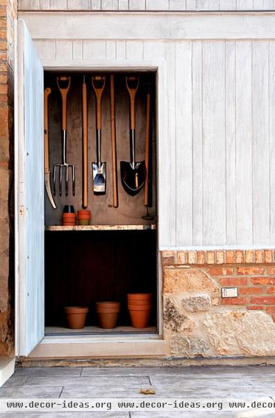 contemporary garage and shed by Mark Hickman Homes