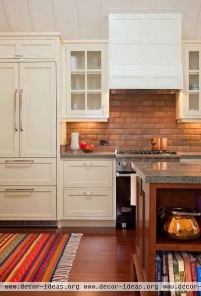 traditional kitchen by Gatling Design