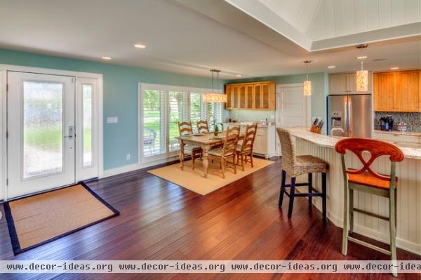 traditional dining room by Bud Dietrich, AIA