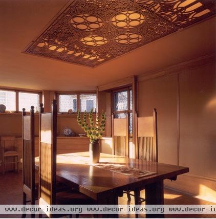 traditional dining room by Frank Lloyd Wright Preservation Trust