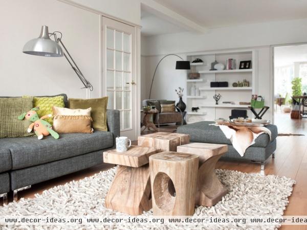 contemporary living room by HUISSTYLING