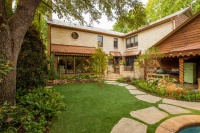 Houzz Tour: 'Pieced Together With a Purpose' in Dallas