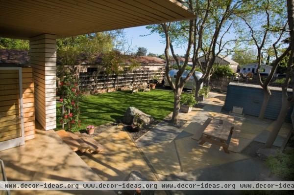 modern patio by Paul Welschmeyer ARCHITECTS & energy consultants