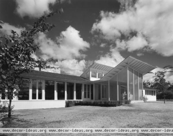 modern exterior The Solar House