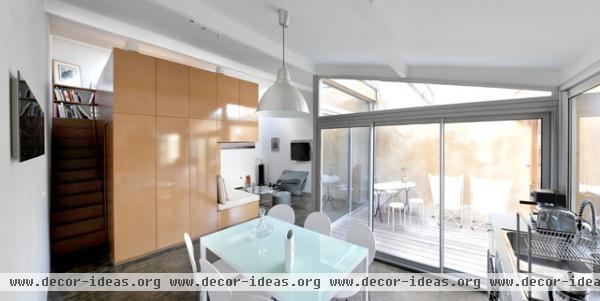 modern dining room by FABRE/deMARIEN