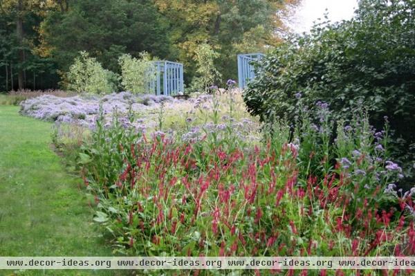 traditional landscape by Donald Pell - Gardens