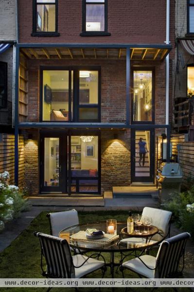 eclectic patio by CWB Architects