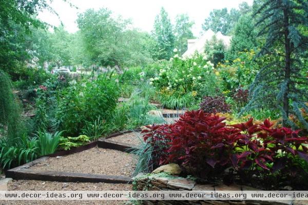 eclectic  by Jay Sifford Garden Design