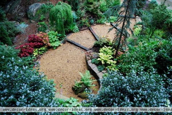 eclectic landscape by Jay Sifford Garden Design