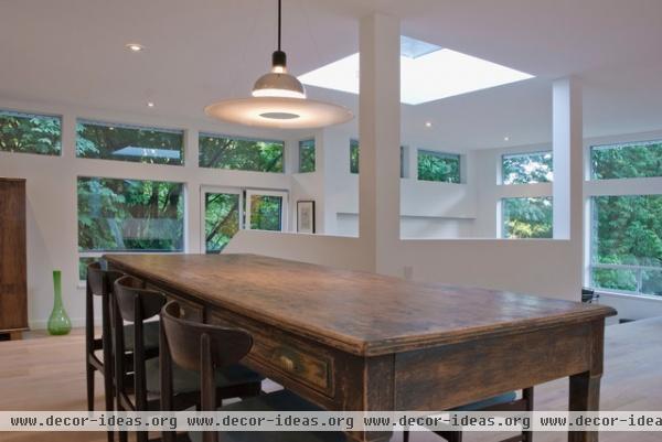 contemporary dining room by Heather Merenda