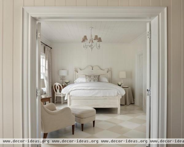 traditional bedroom by Cottage Company Interiors