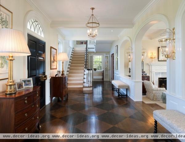 traditional entry by E. B. Mahoney Builders, Inc.