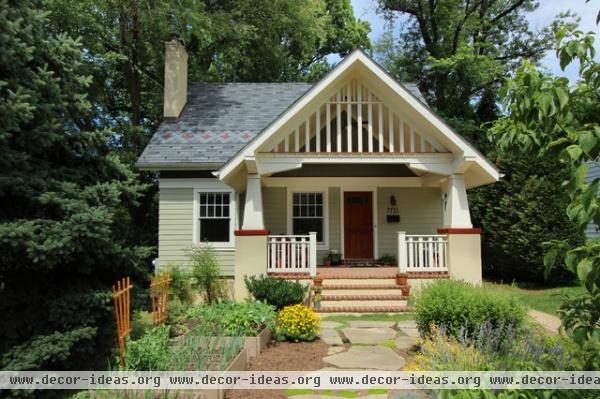 traditional exterior by Bennett Frank McCarthy Architects, Inc.