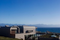 Houzz Tour: Curves and Angles Among South African Sand Dunes