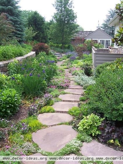 traditional landscape by Dear Garden Associates, Inc.