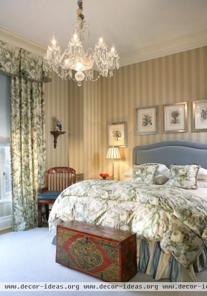 traditional bedroom by Treby Spanedda Interiors