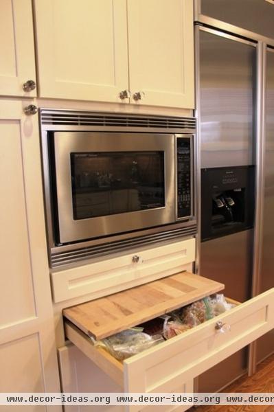 traditional kitchen by Laura Rodman Designs