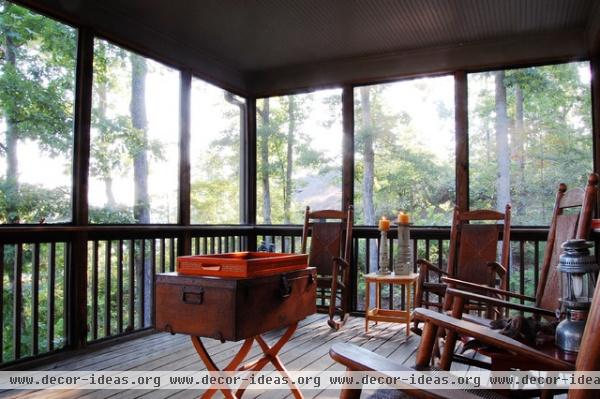 beach style porch by Corynne Pless