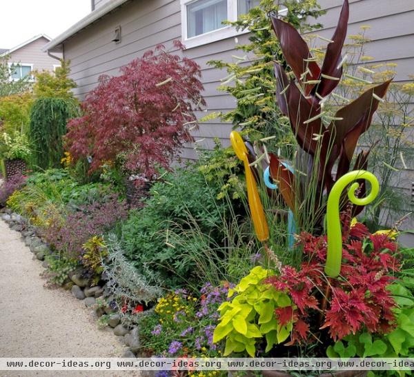 traditional landscape by Personal Garden Coach