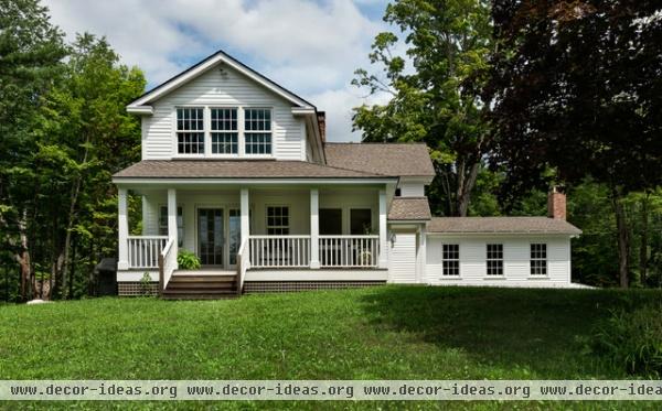 farmhouse exterior by Crisp Architects