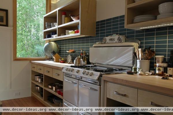 contemporary kitchen by Craig O'Connell Architecture