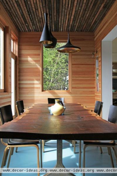 contemporary dining room by Craig O'Connell Architecture