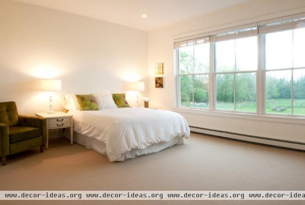 contemporary bedroom by Mary Prince