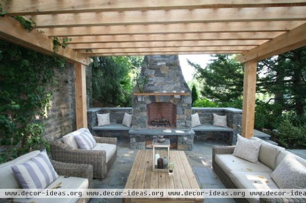 traditional patio by The Outerspaces Group