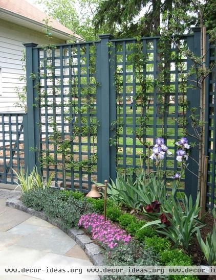 eclectic patio by Susan Cohan, APLD