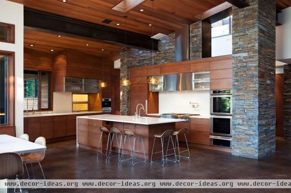 contemporary kitchen by Ward-Young Architecture & Planning - Truckee, CA