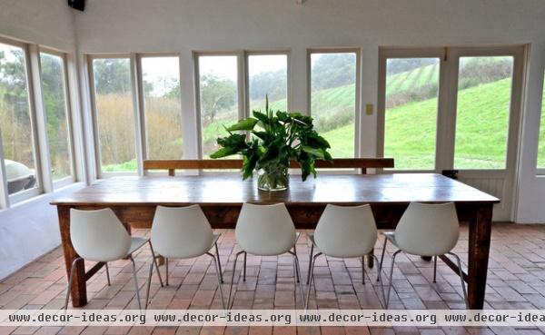 farmhouse dining room by Jeni Lee