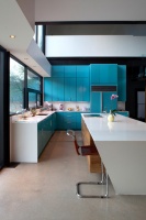 Kitchen of the Week: Brilliant Blue Cabinets in a Modern Setting