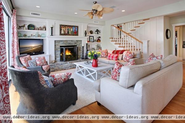 traditional living room by Darci Goodman Design