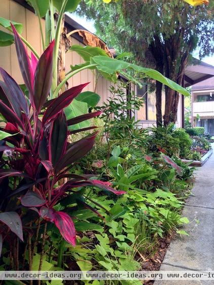 An Apartment Complex Gets a Garden Makeover