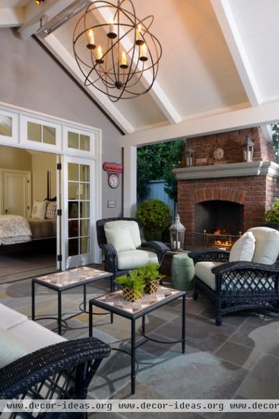 craftsman patio by FGY Architects