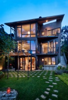 Houzz Tour: Living the Good Life on Lake Washington