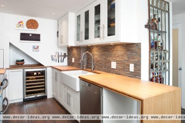 modern kitchen by Alair Homes