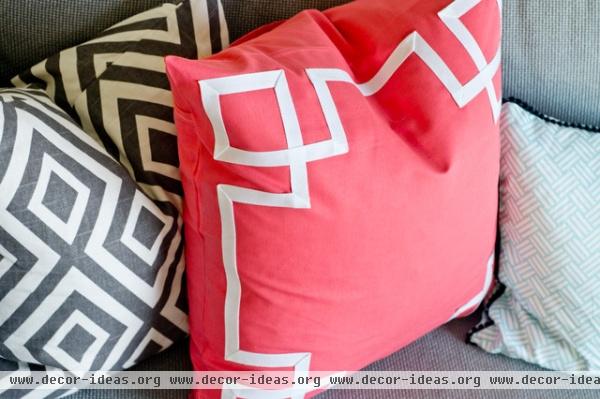 DIY Greek Key Pillow Sham