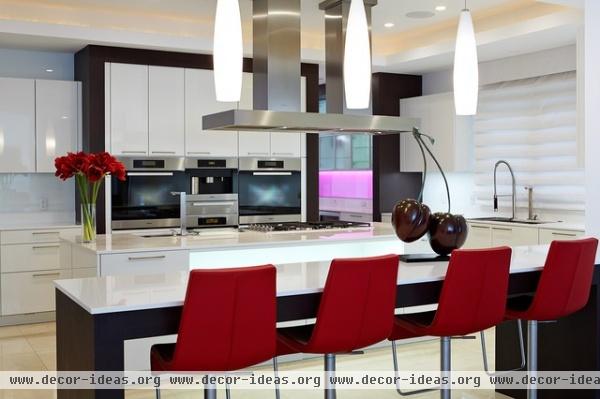 contemporary kitchen by Alvarez Homes