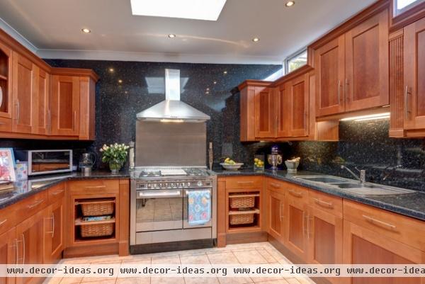 transitional kitchen by Colin Cadle Photography