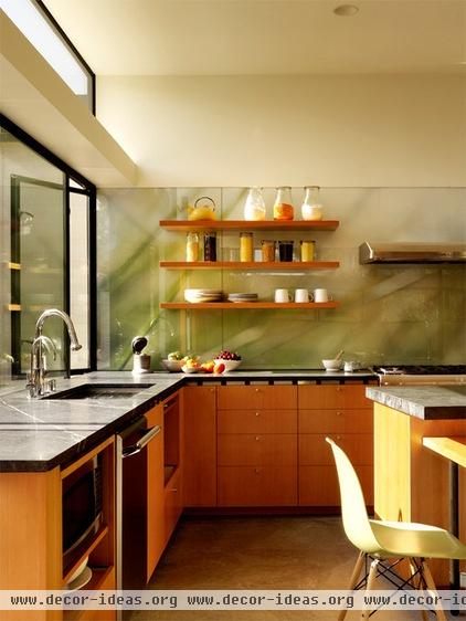 modern kitchen by Schwartz and Architecture