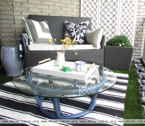 contemporary patio by Jenn Hannotte / Hannotte Interiors