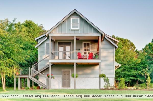 farmhouse exterior by The Middleton Group