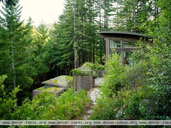 contemporary garage and shed by Feldman Architecture, Inc.