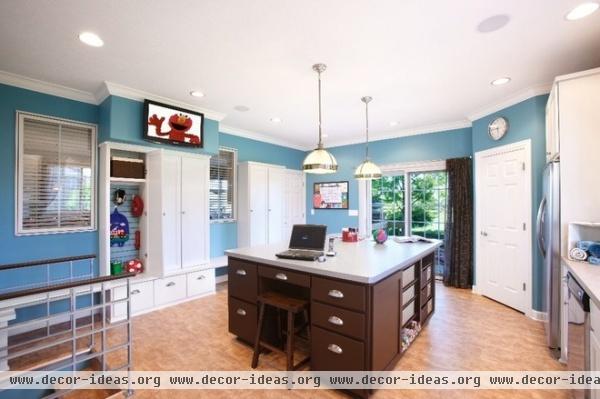 modern laundry room by KannCept Design, Inc.