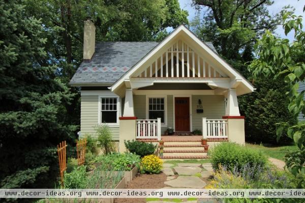 craftsman exterior by Bennett Frank McCarthy Architects, Inc.