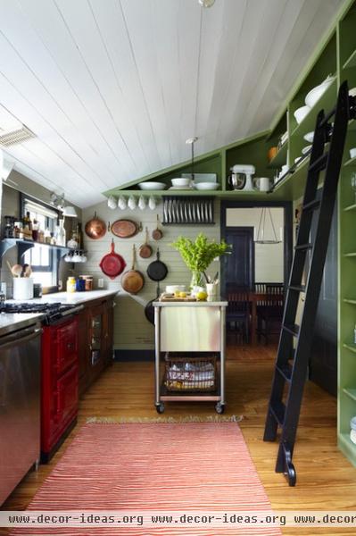 farmhouse kitchen by Tim Cuppett Architects