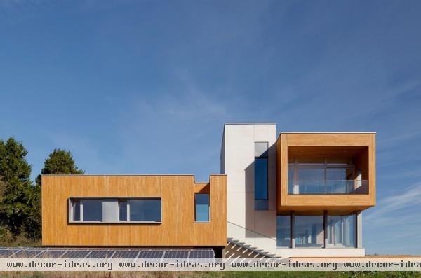 contemporary exterior by Hammer And Hand