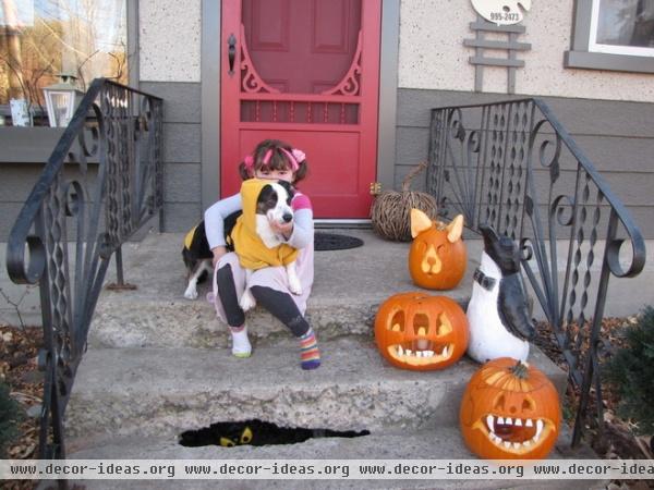 Houzzer's Halloween Decor